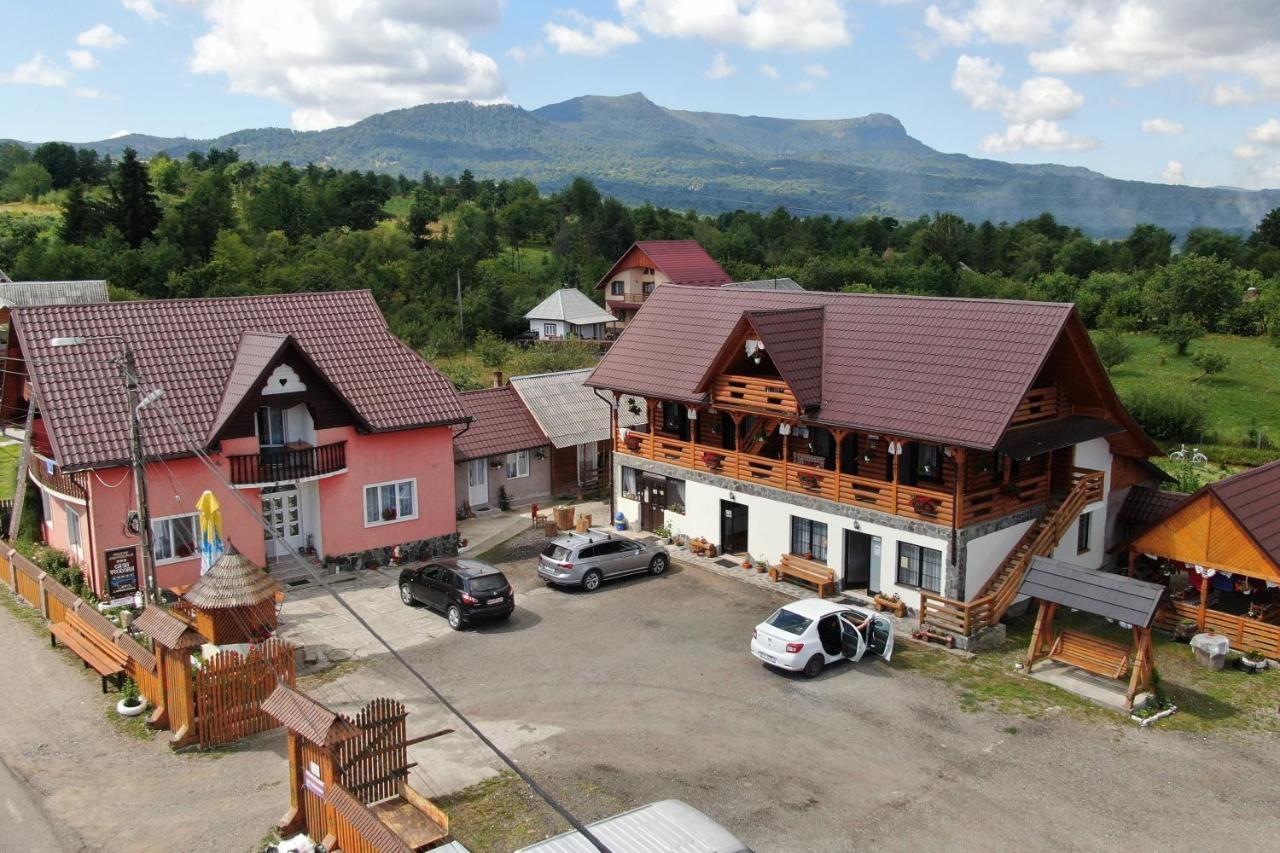 Pensiune Agroturistica "Casa Teodora" Budeşti Exteriér fotografie