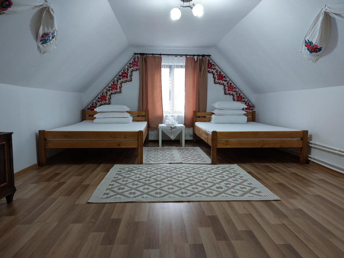 Pensiune Agroturistica "Casa Teodora" Budeşti Exteriér fotografie