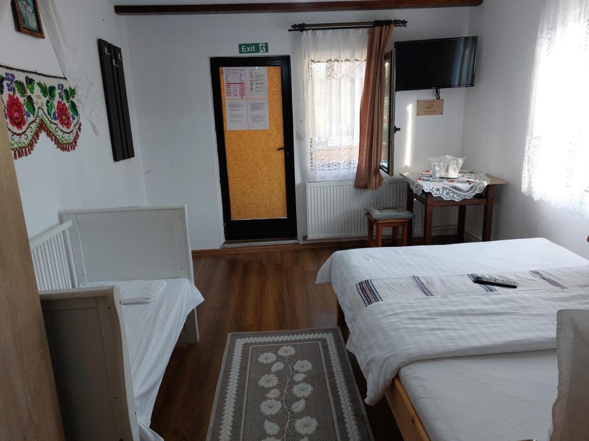 Pensiune Agroturistica "Casa Teodora" Budeşti Exteriér fotografie