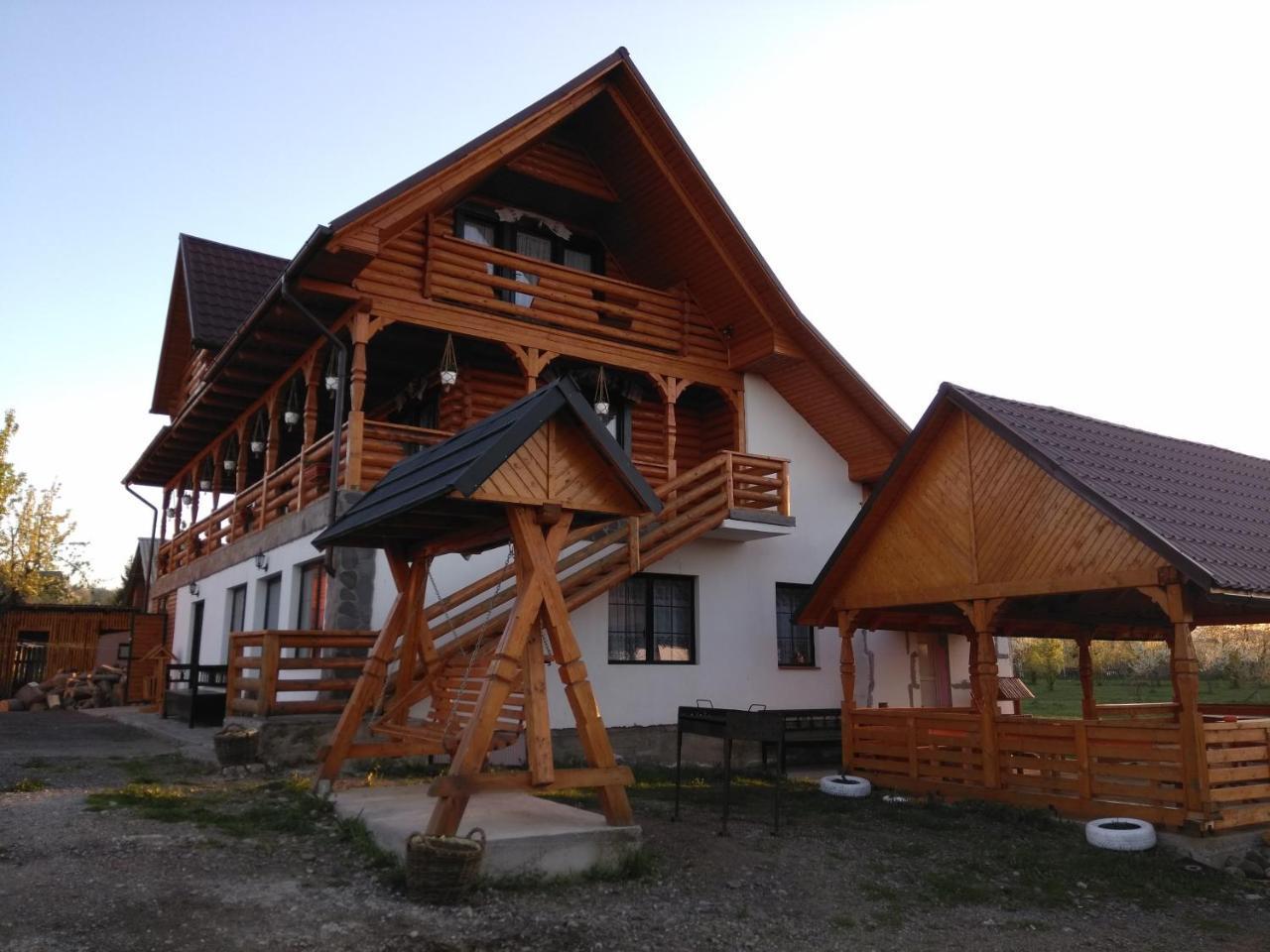 Pensiune Agroturistica "Casa Teodora" Budeşti Exteriér fotografie