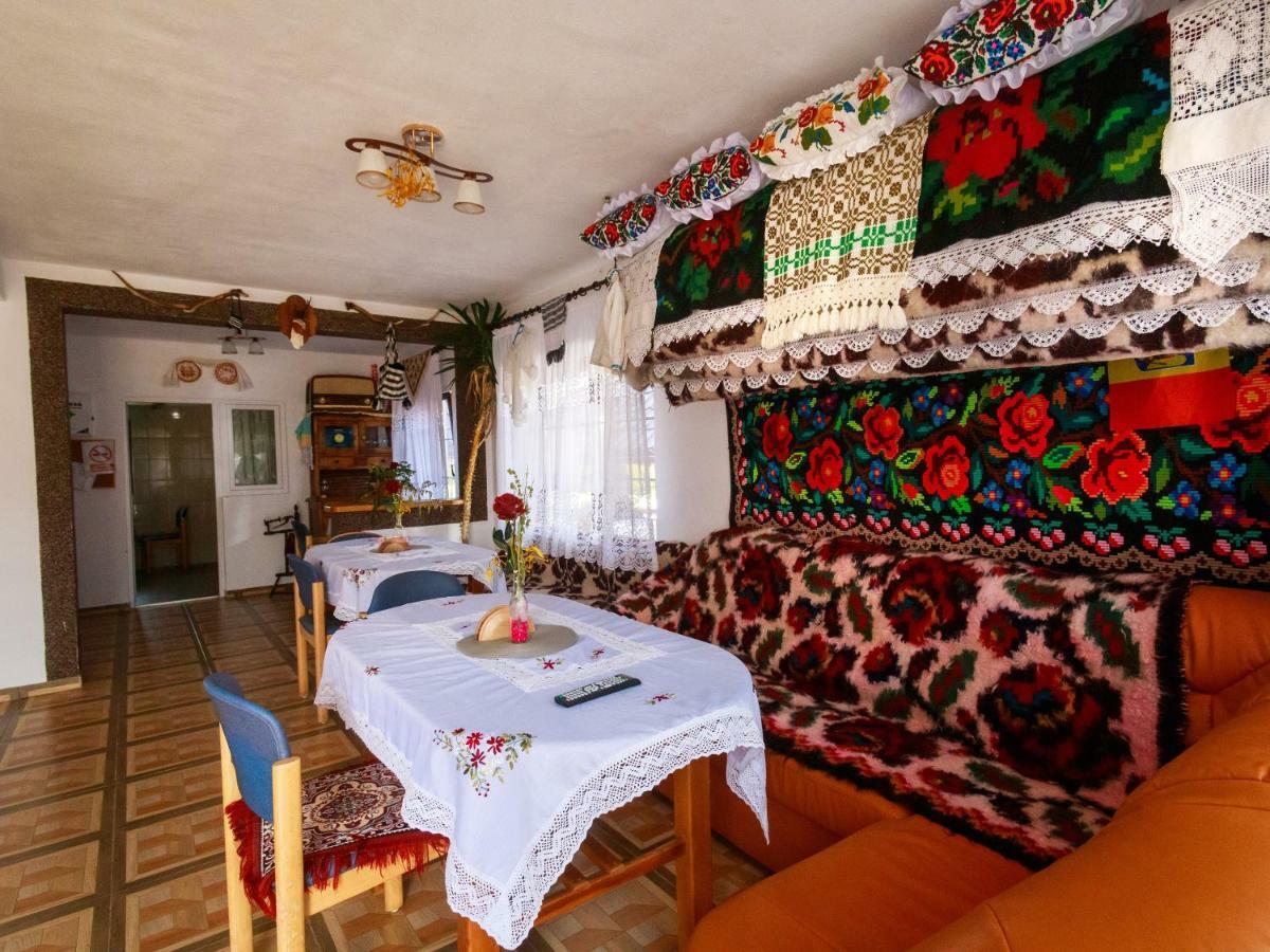 Pensiune Agroturistica "Casa Teodora" Budeşti Exteriér fotografie