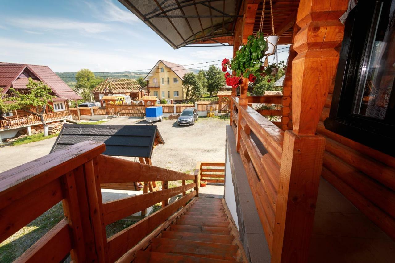 Pensiune Agroturistica "Casa Teodora" Budeşti Exteriér fotografie