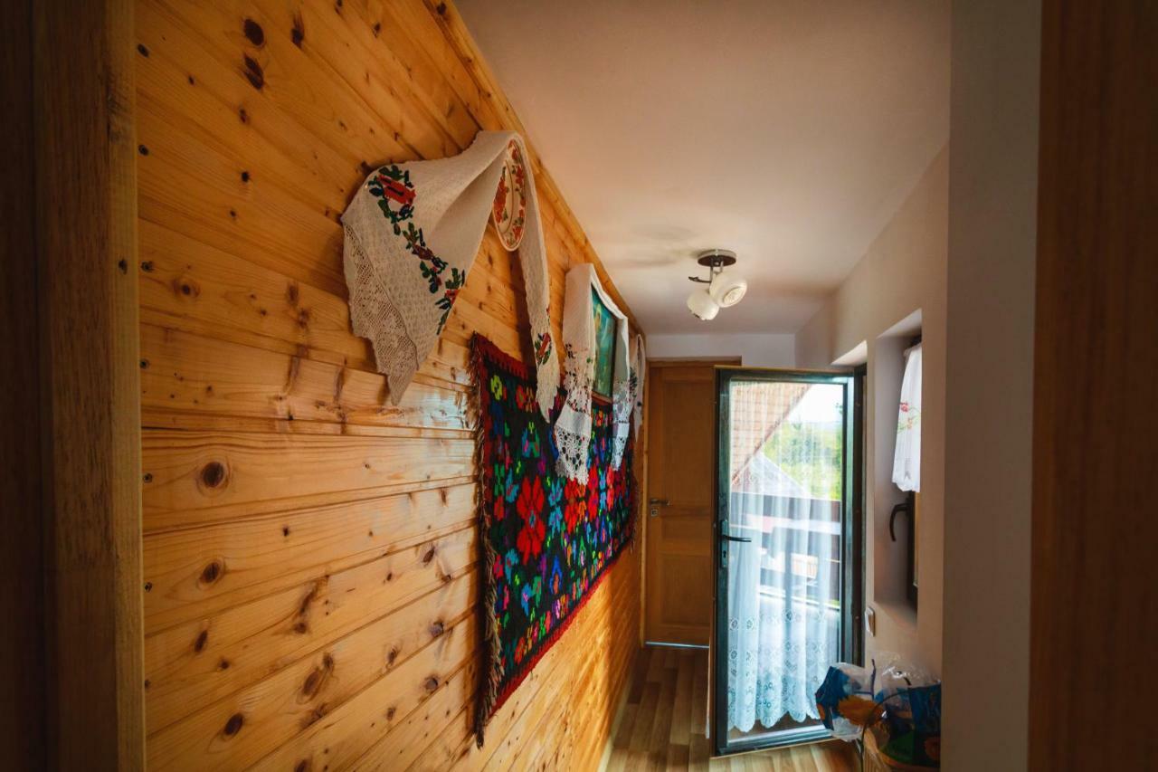 Pensiune Agroturistica "Casa Teodora" Budeşti Exteriér fotografie